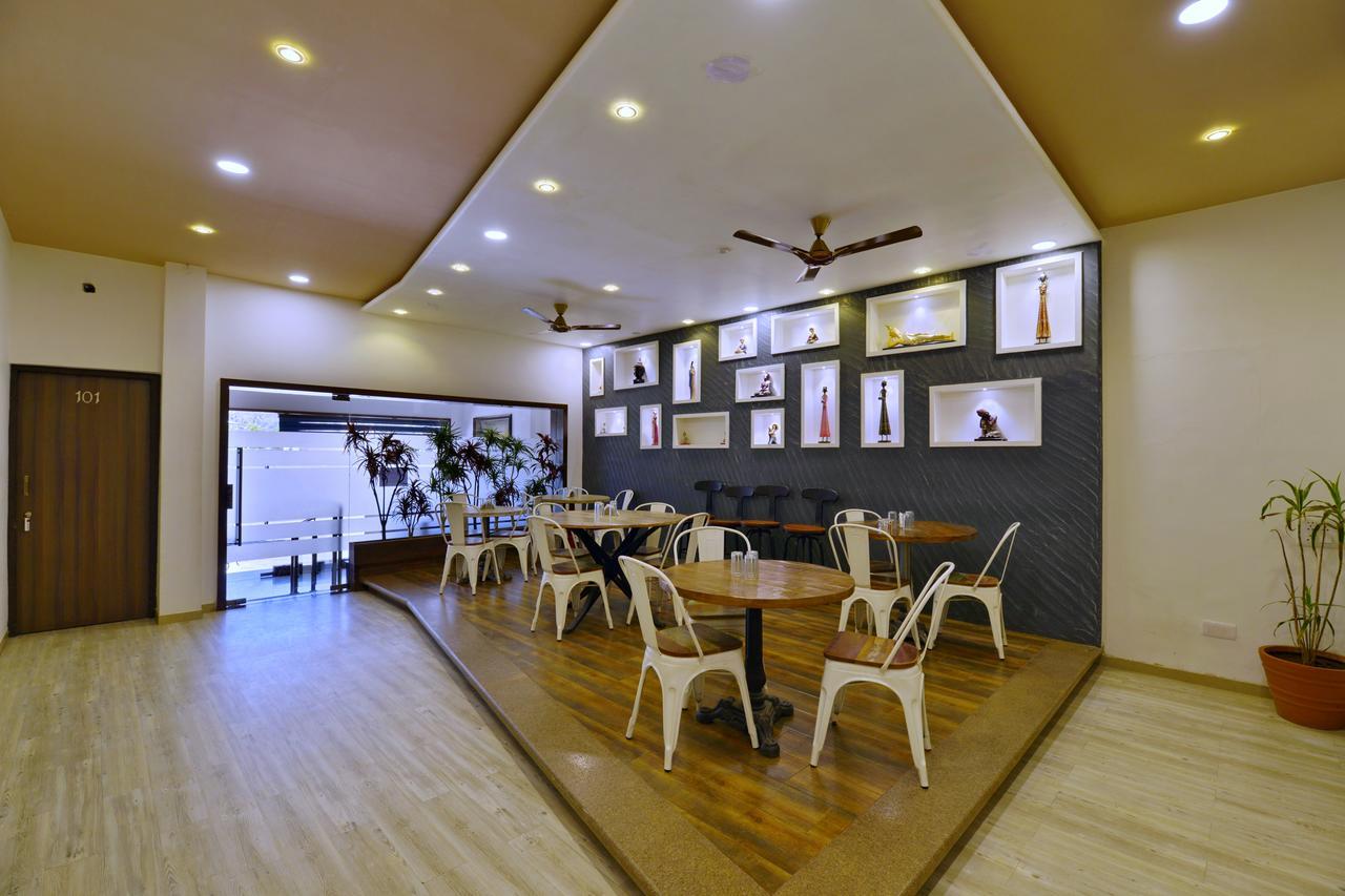 Hotel Oyo 2291 Mertiya Residency
