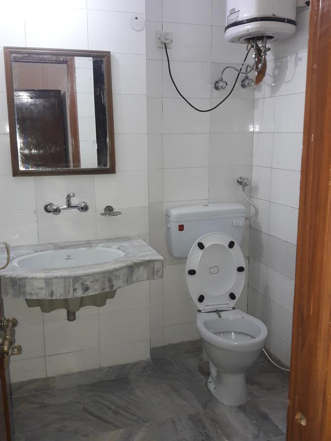 Royale Plazo Hotel