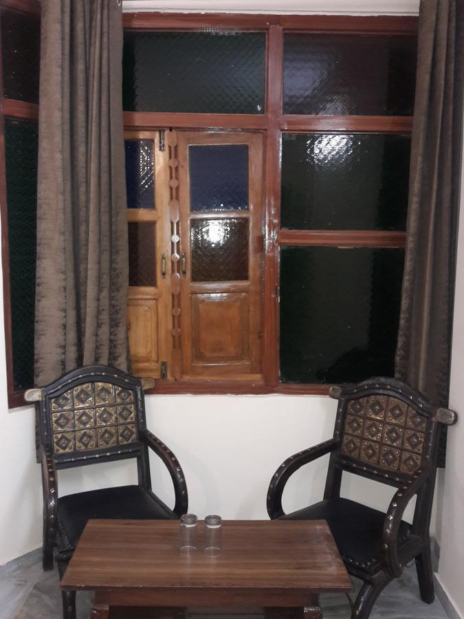 Royale Plazo