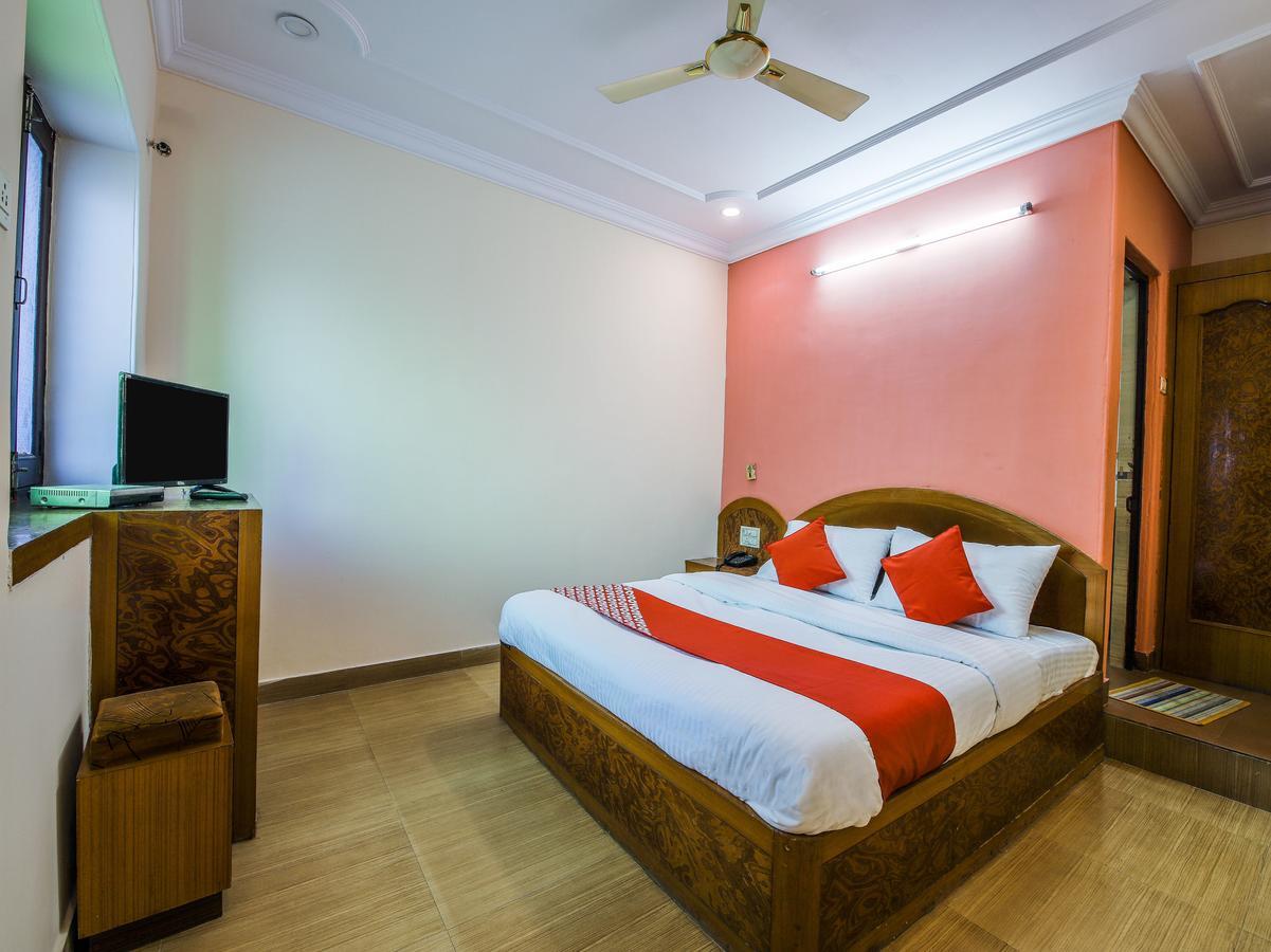 Hotel Oyo 13935 Shree Celebration 3*