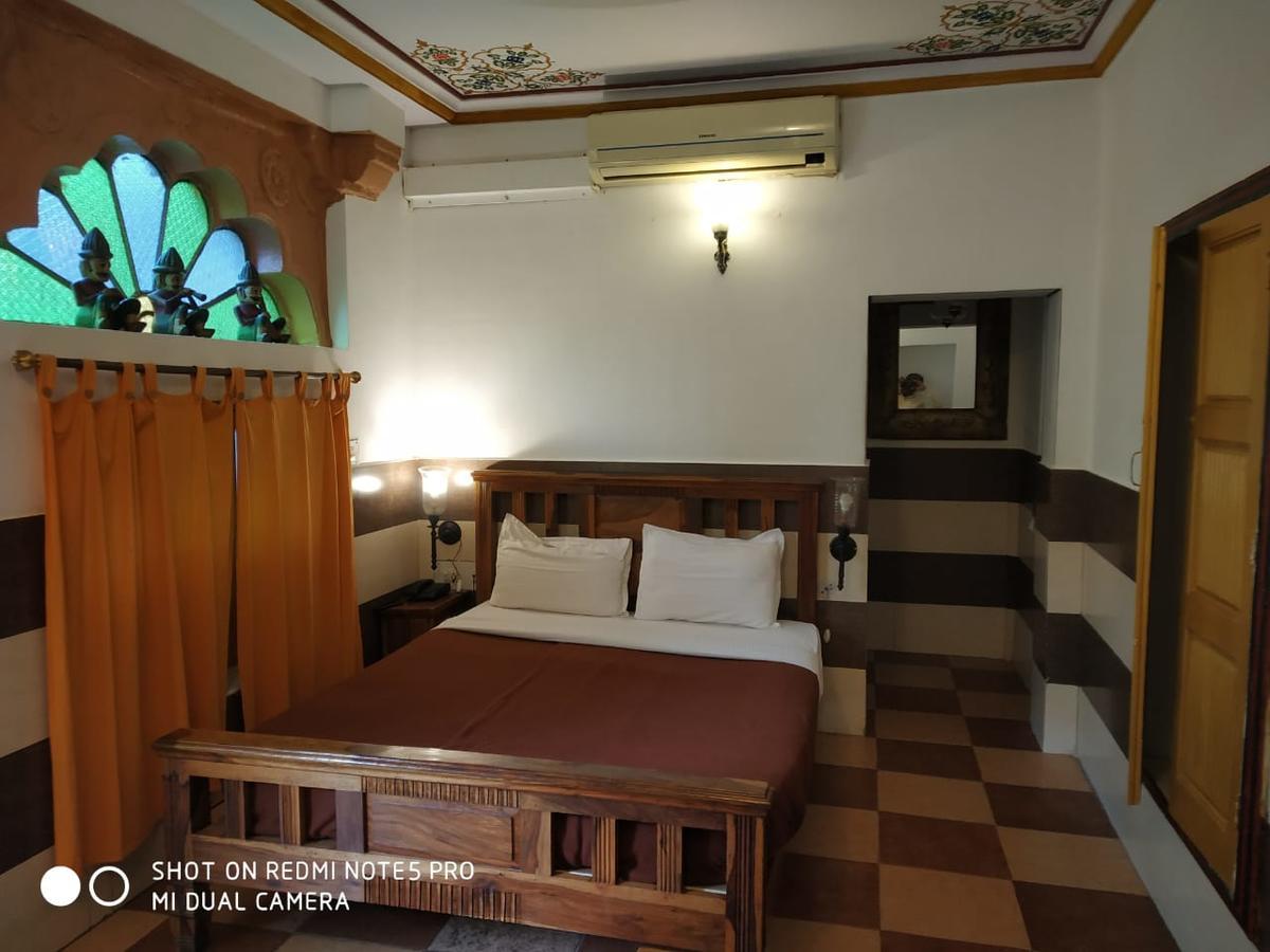 Krishna Prakash Heritage Haveli 3*