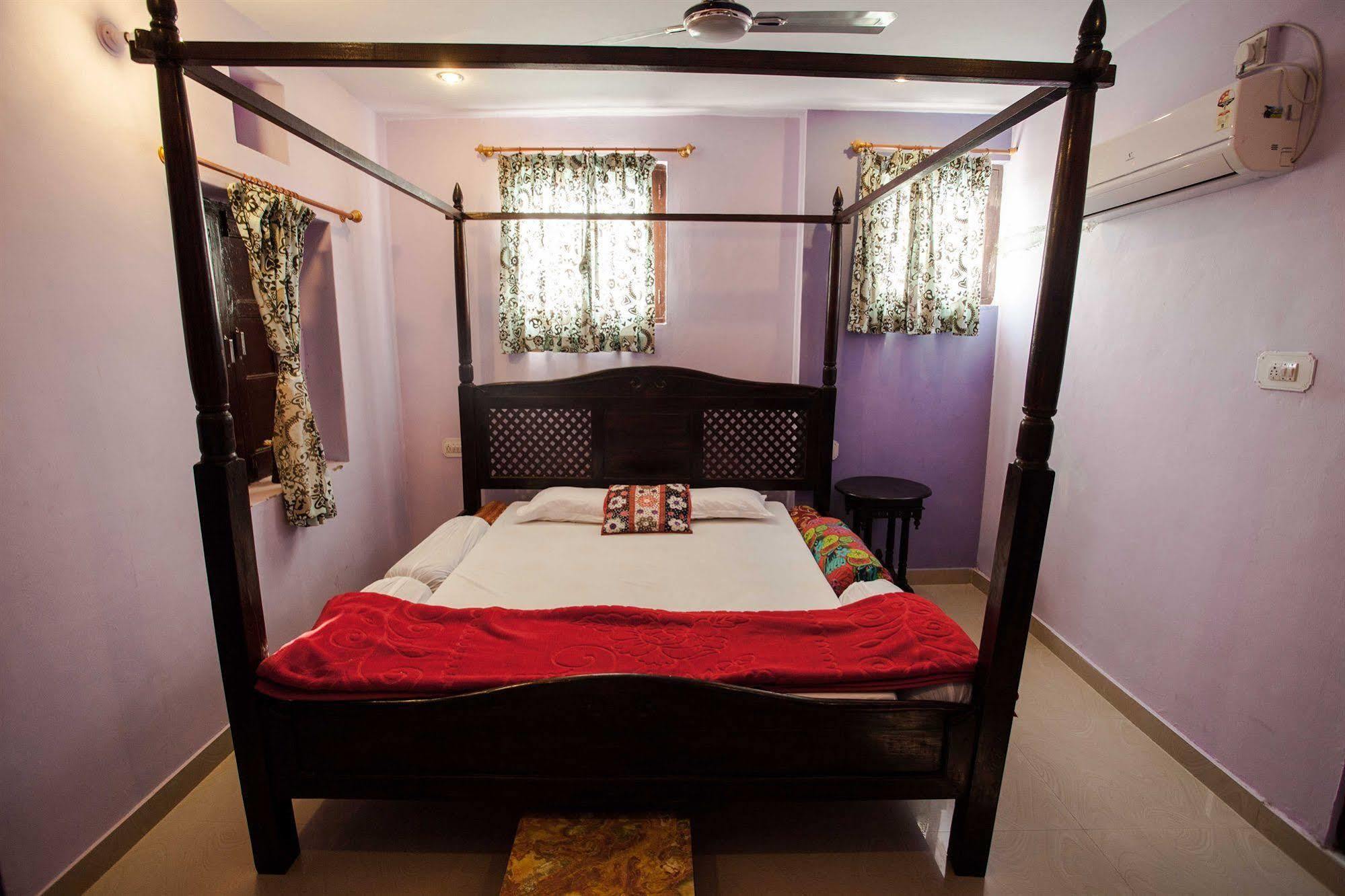 Bed & Breakfast Kesar Heritage *