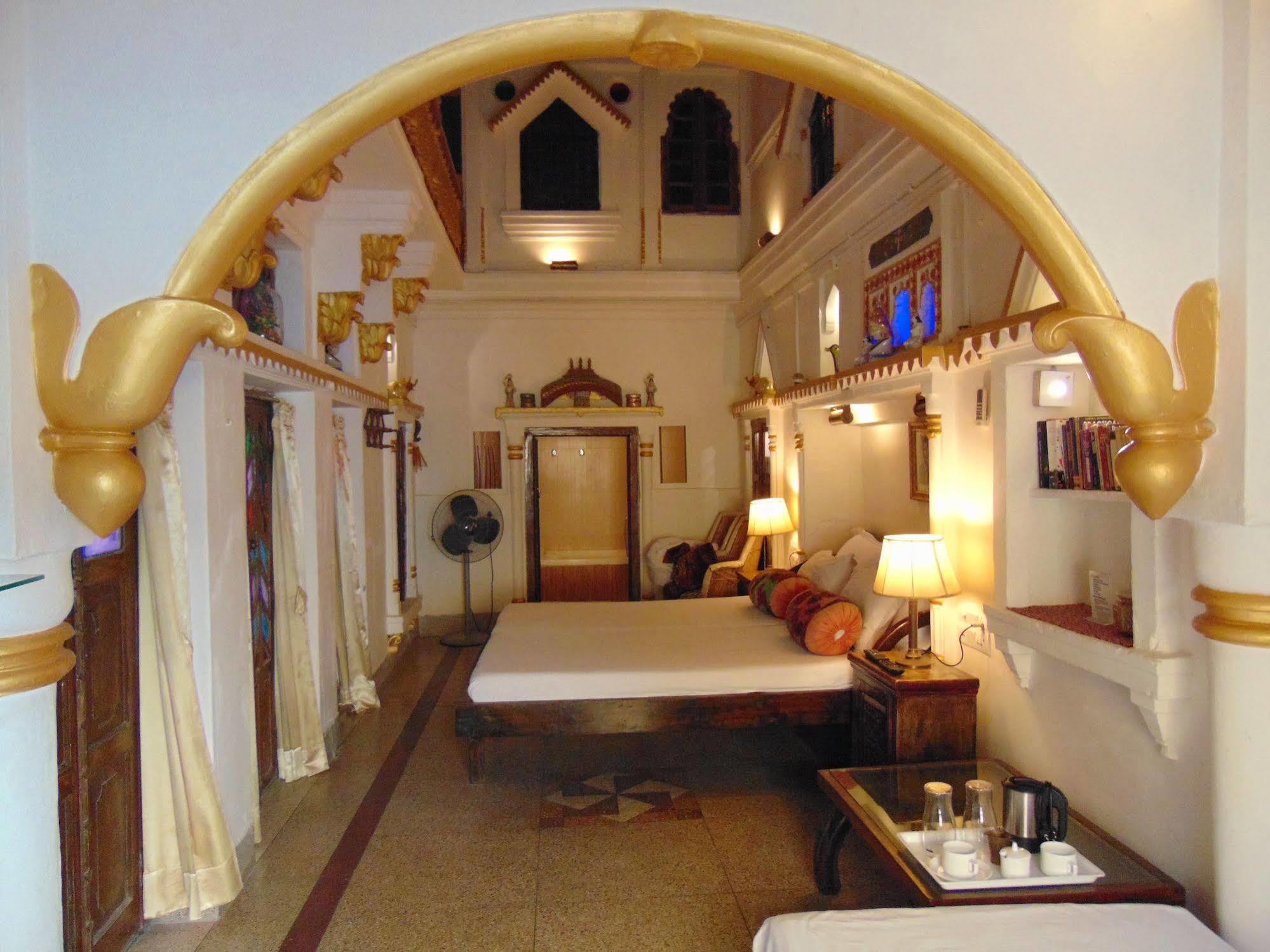Shahi 3*