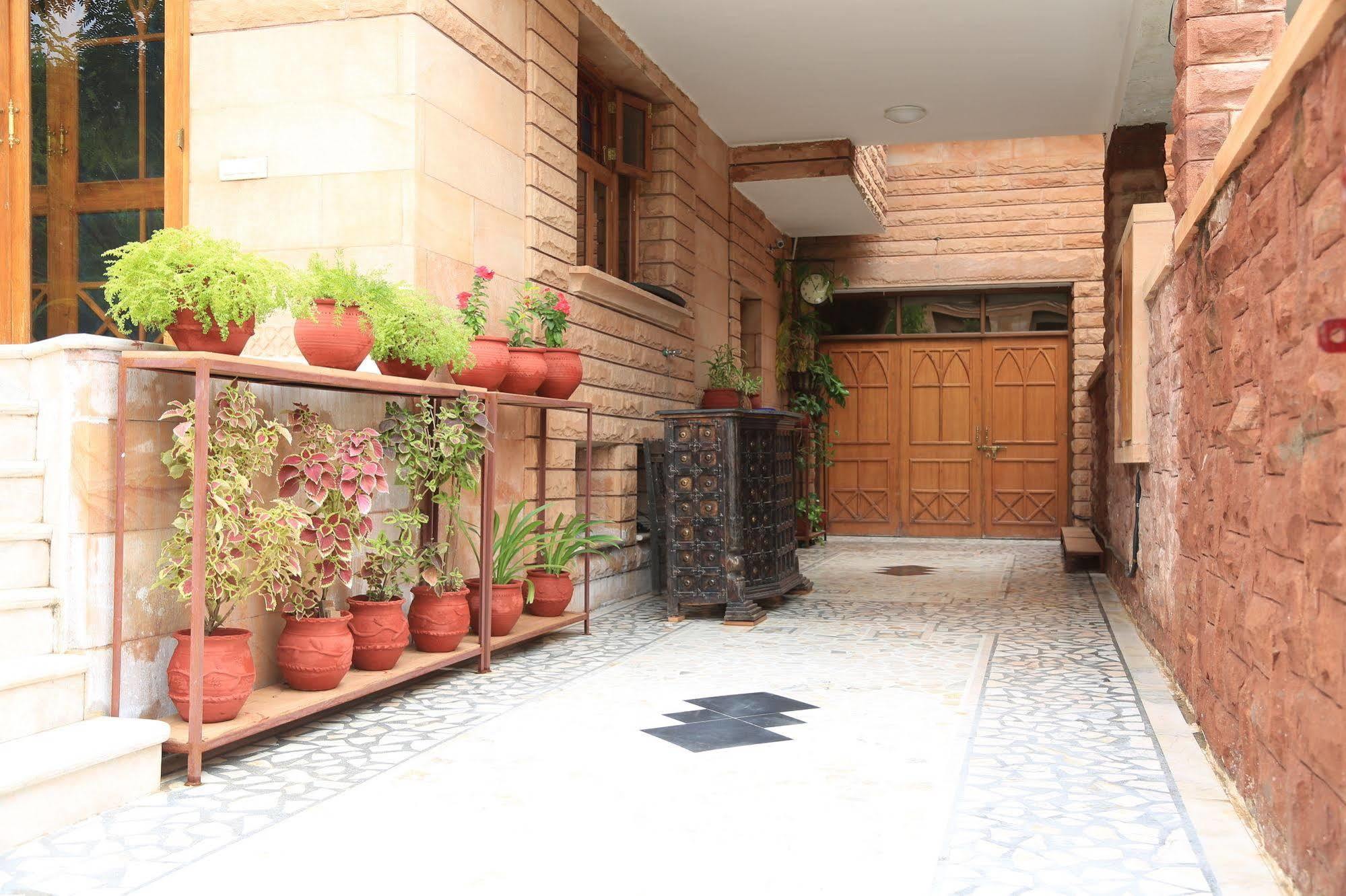 Apnayt 3* Jodhpur (Rajasthan)