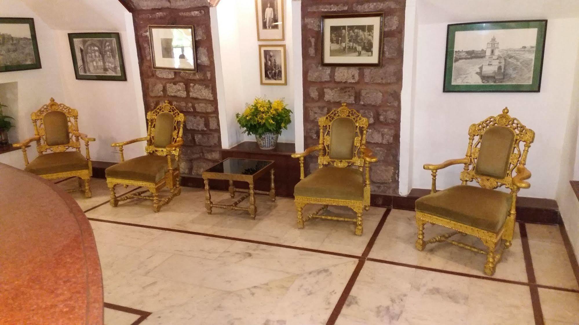Welcomheritage Bal Samand Palace Resort 5*