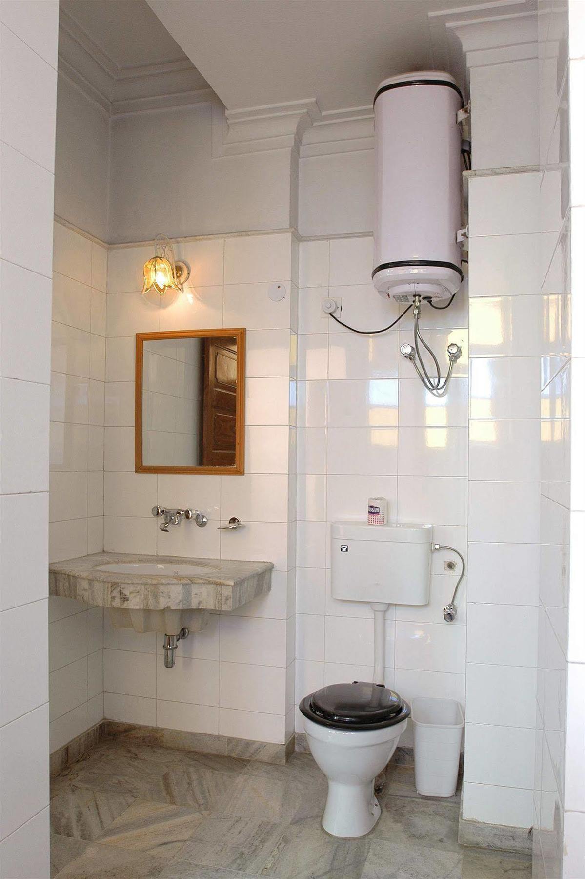 Royale Plazo Hotel 3*