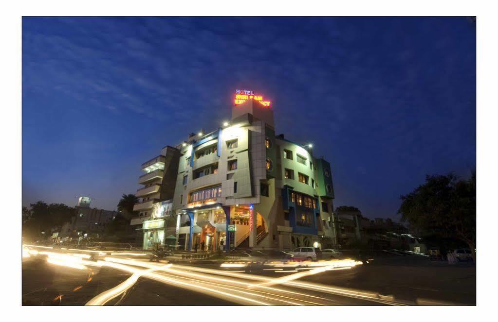 Hotel Shri Ram Excellency 3*