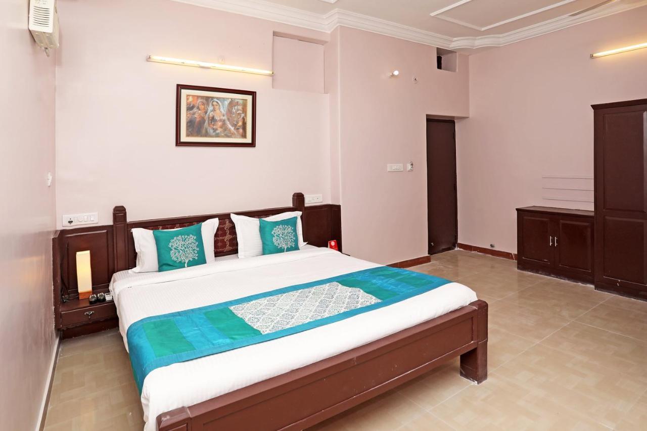 Oyo 9852 Leela Hotel Jodhpur (Rajasthan)