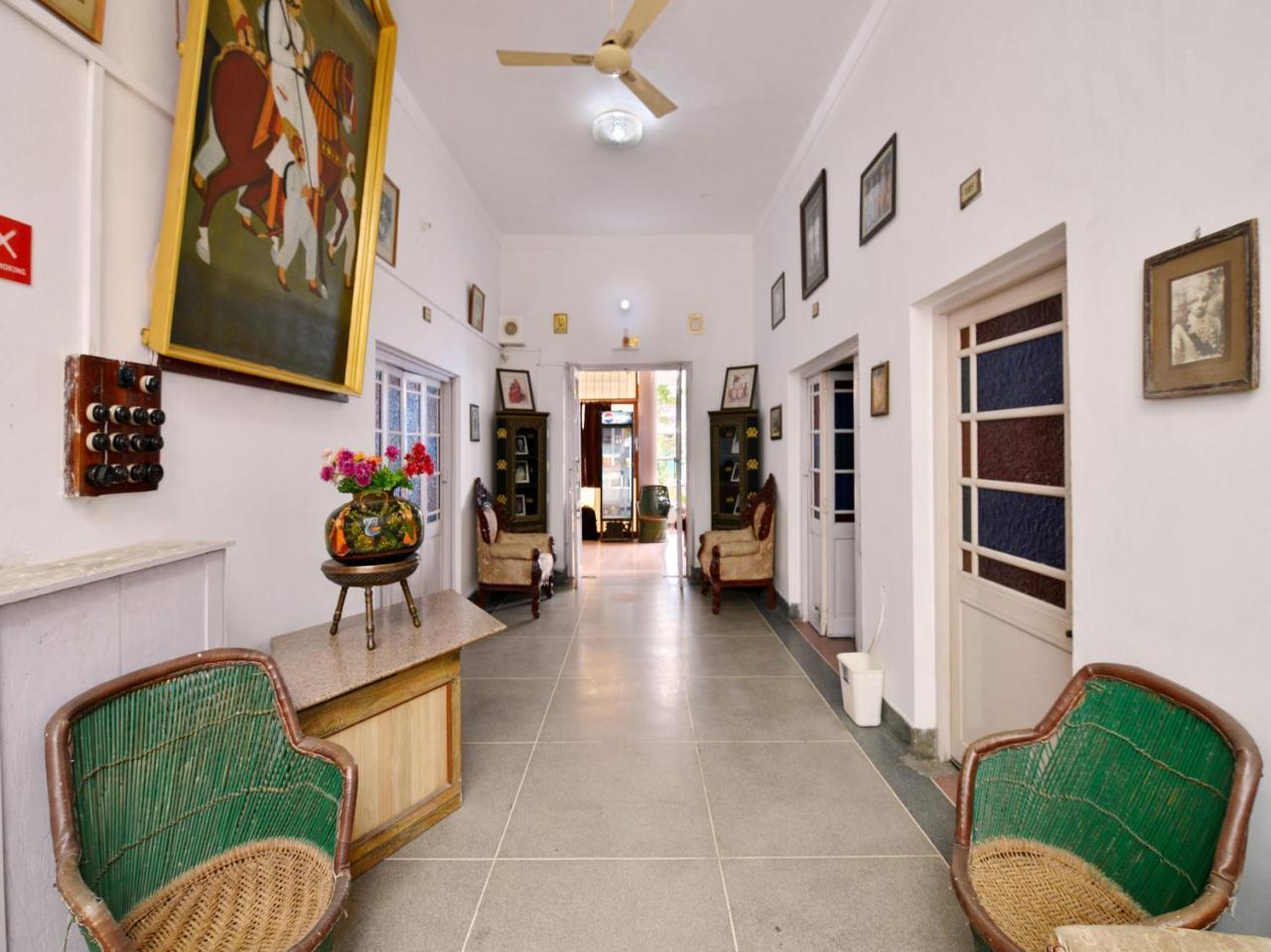 Hotel Oyo 15001 Marvel Umed