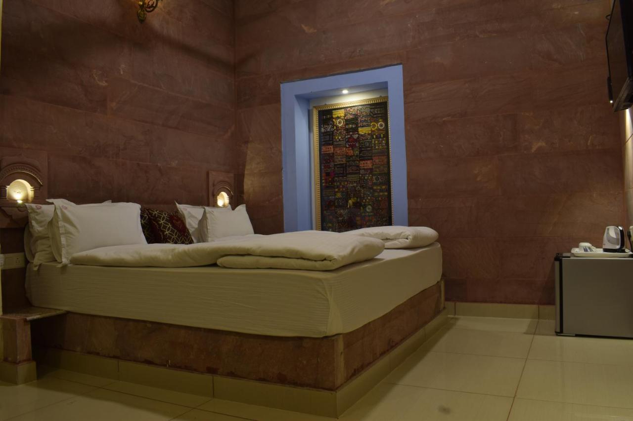 Suraj Haveli Homestay *