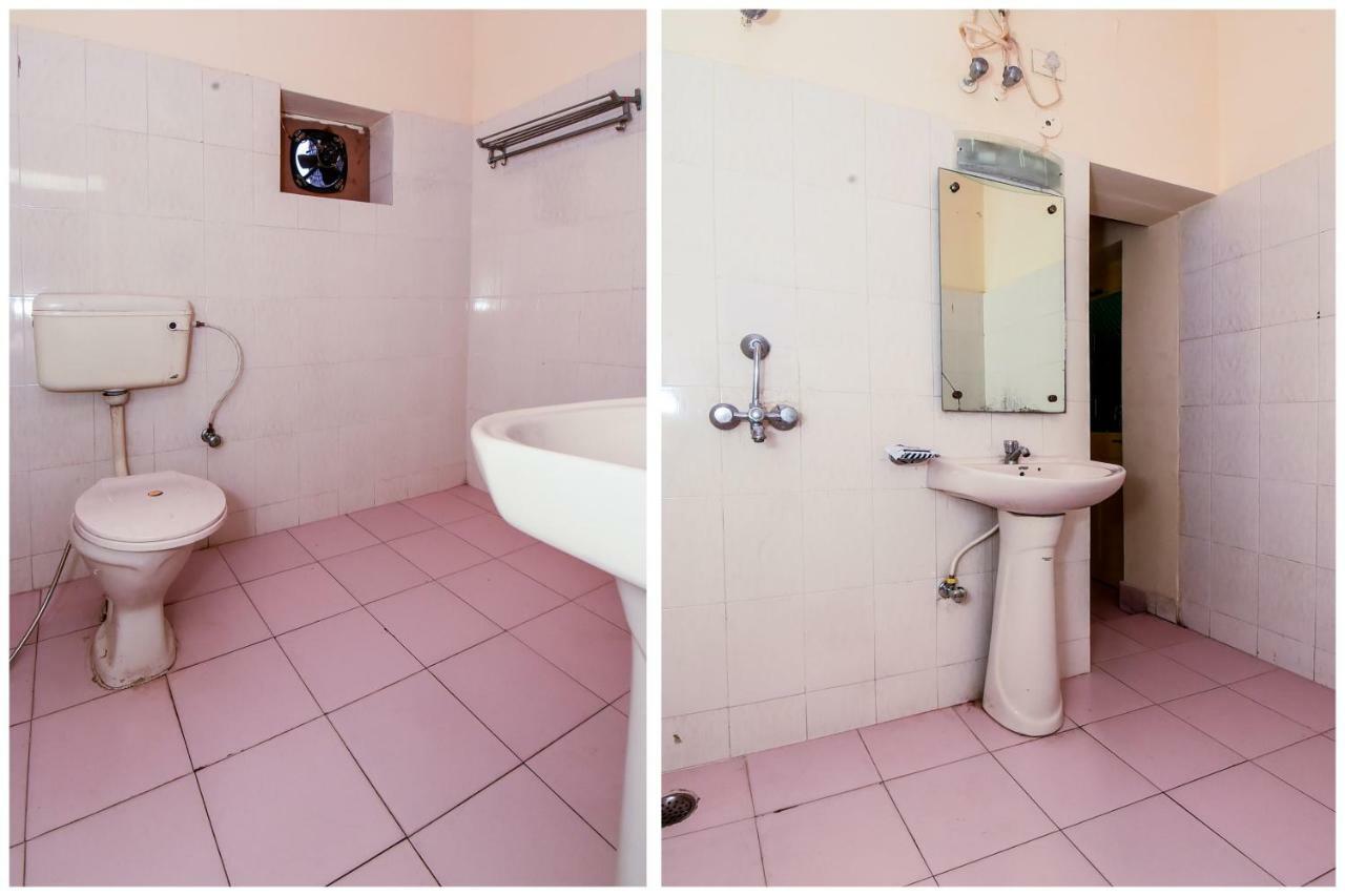 Oyo 30869 Urban Hotel 3*