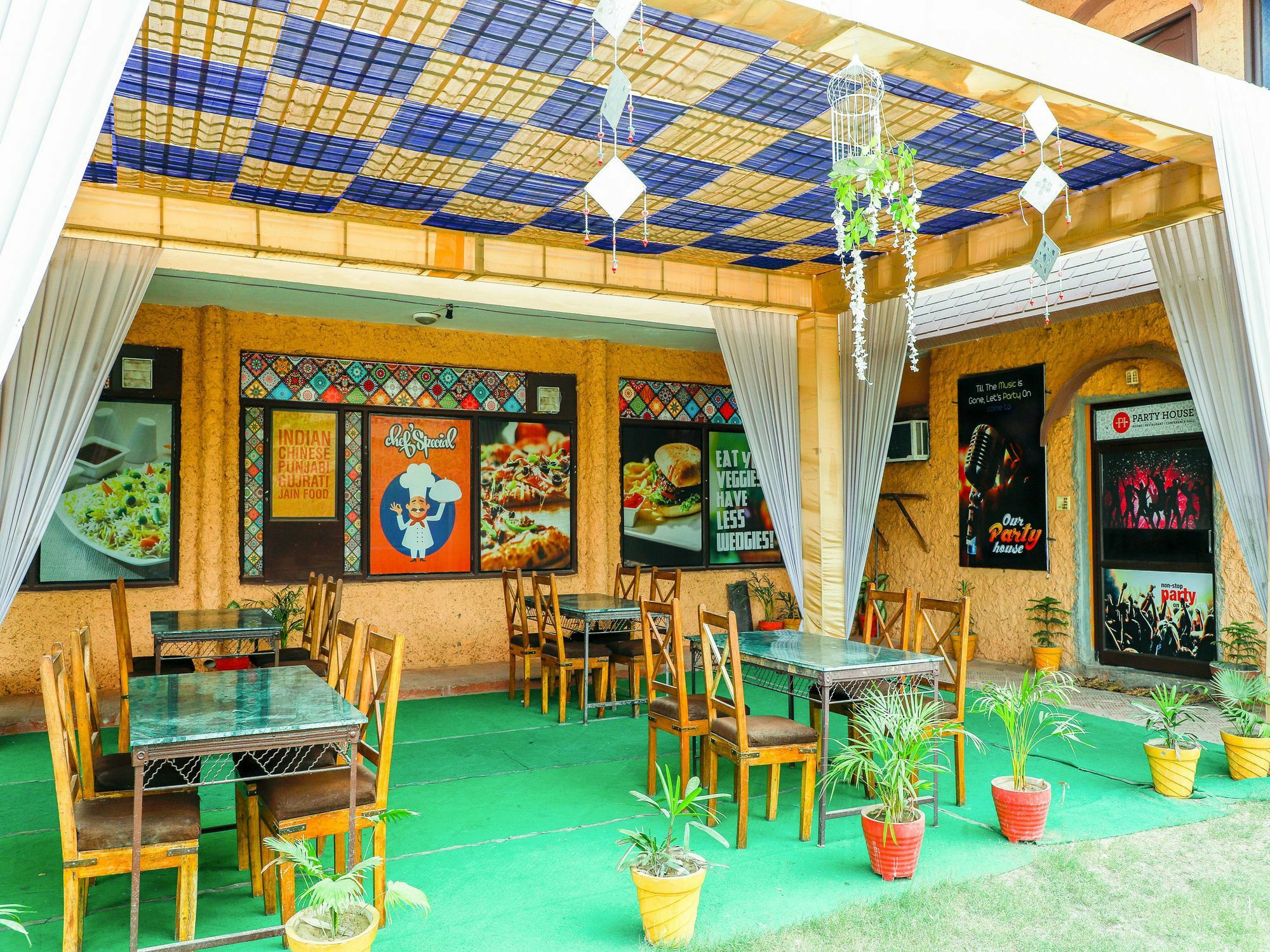 Oyo 13935 Shree Celebration Hotel Jodhpur (Rajasthan)