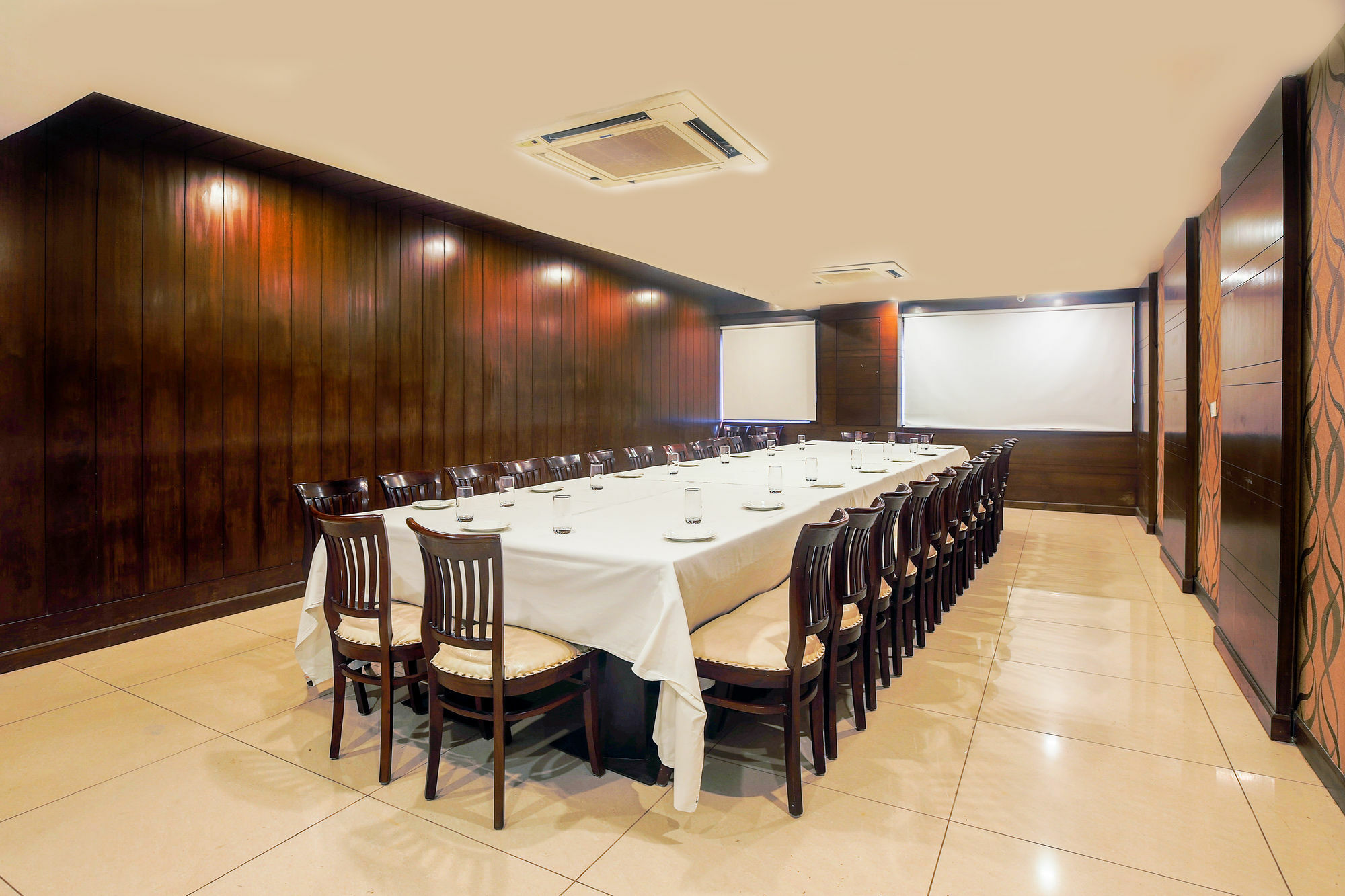 Hotel Treebo Tryst Parkk Boutique Jodhpur 3*