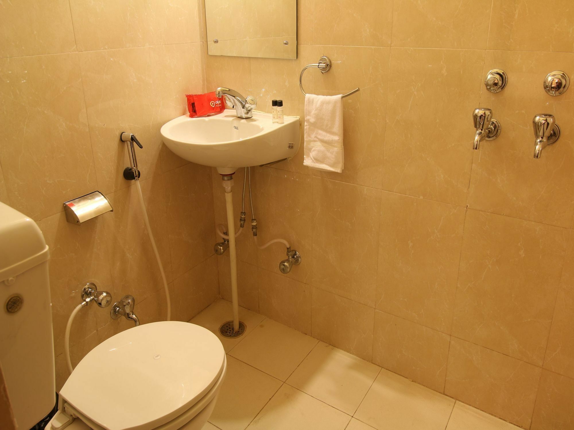 Oyo 2291 Mertiya Residency 3*