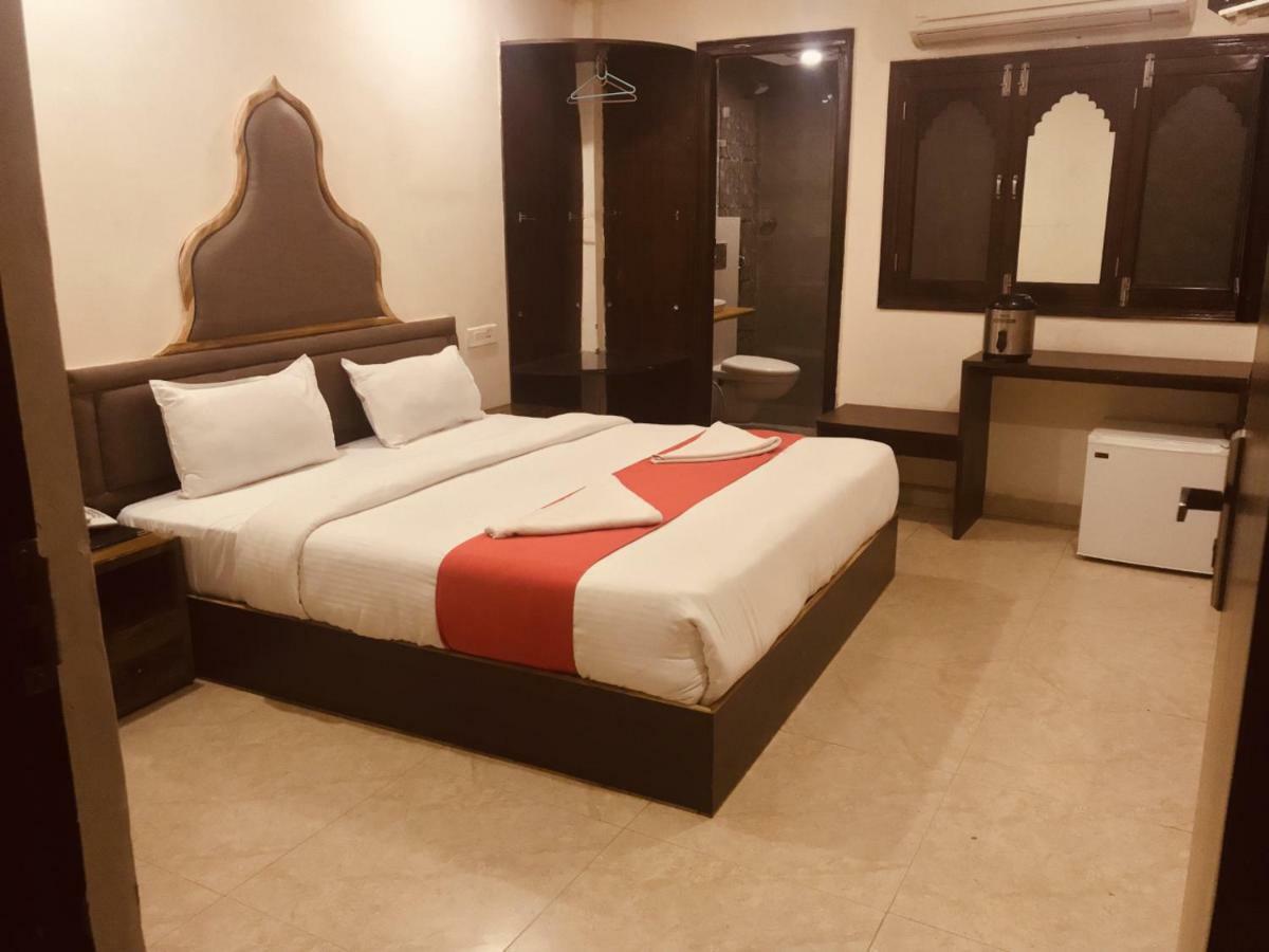 The Umed Hotel 3*