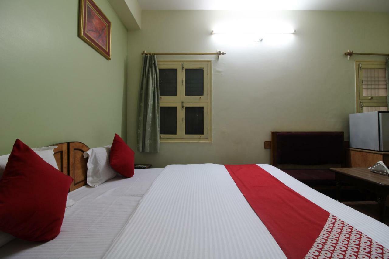 Oyo 46550 Tulsi Hotel