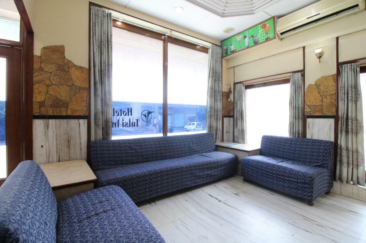 Oyo 46550 Tulsi Hotel *