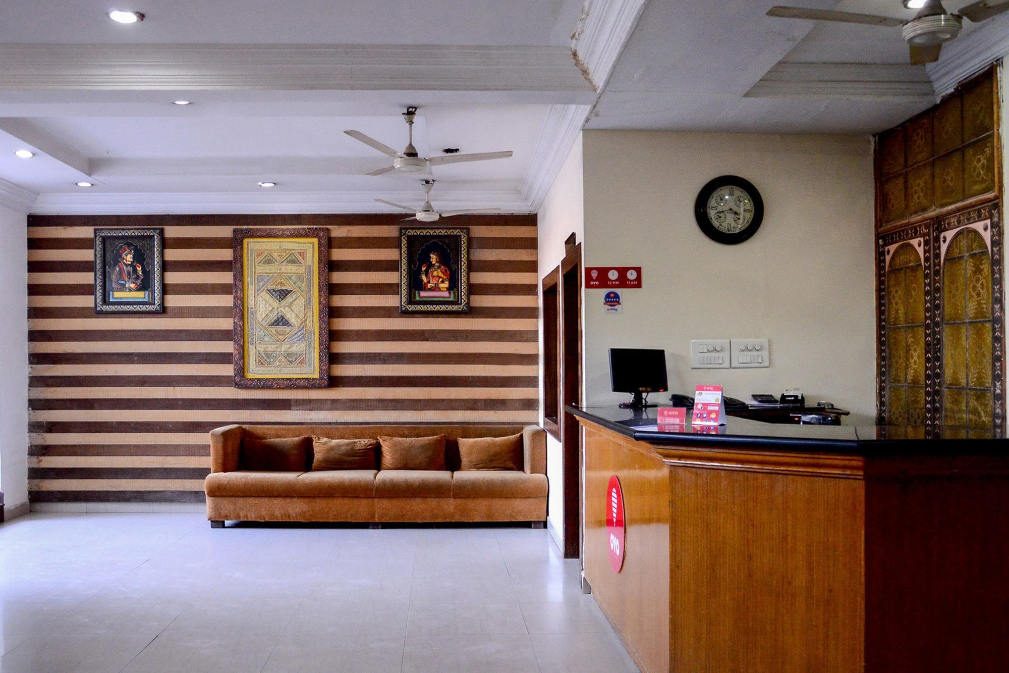 Oyo 4022 Residency Palace