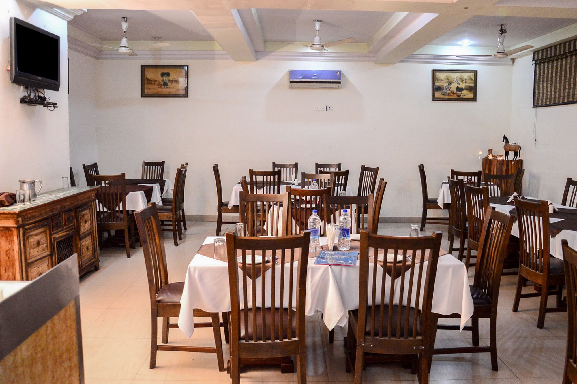 Oyo 4022 Residency Palace