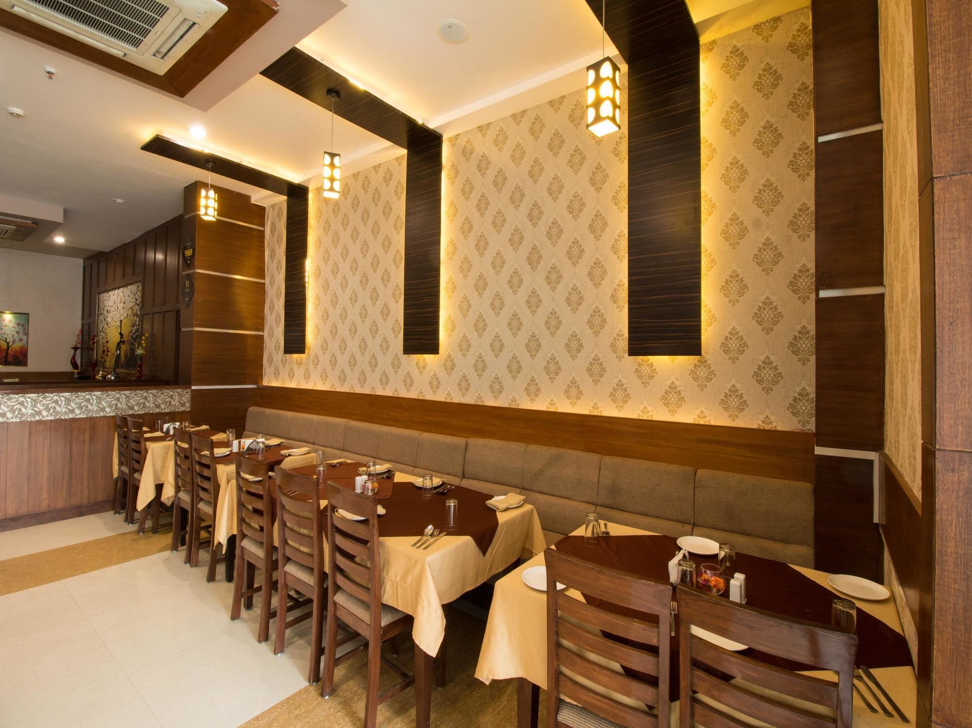 Oyo Premium Station Road Jodhpur 3*