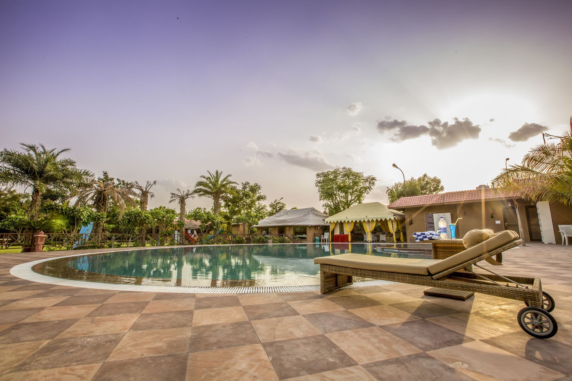 Garh Govind Resort 2*