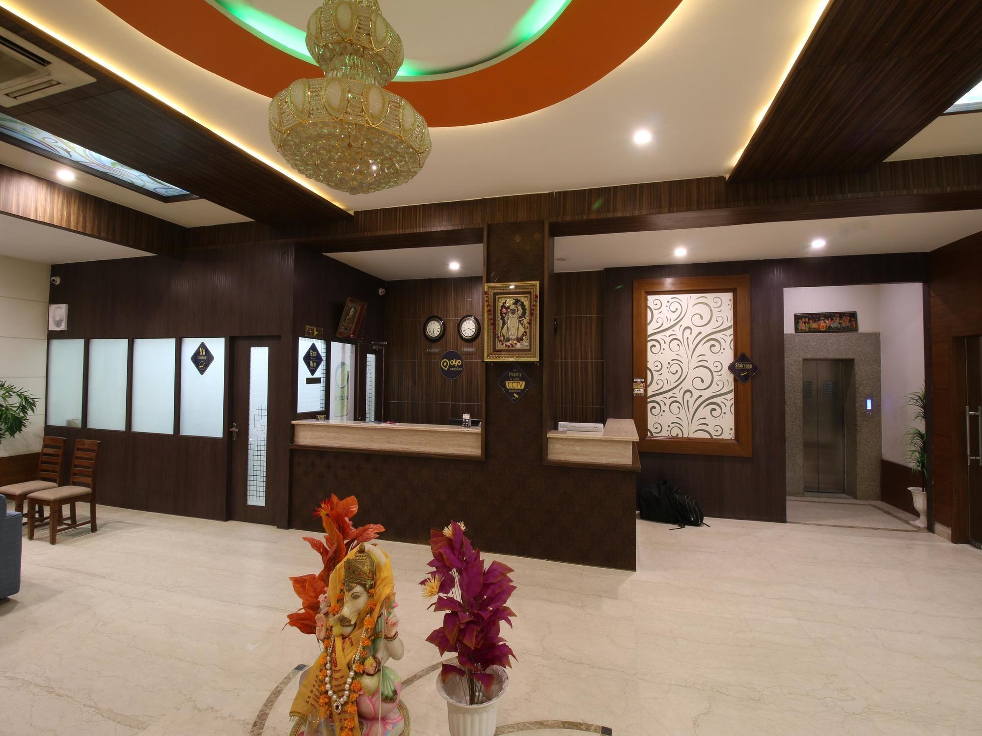 Oyo Premium Station Road Jodhpur