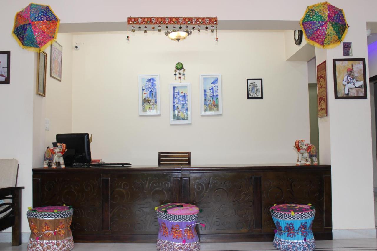Bhagwati Hotel 2*