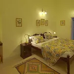 Hotel Madho Vilas