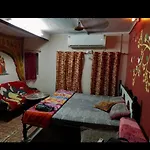 Tanu\'S Homestay