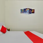 Hotel O Azad Inn