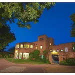 Hotel Madho Vilas