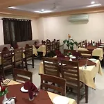 Hotel Paras Inn