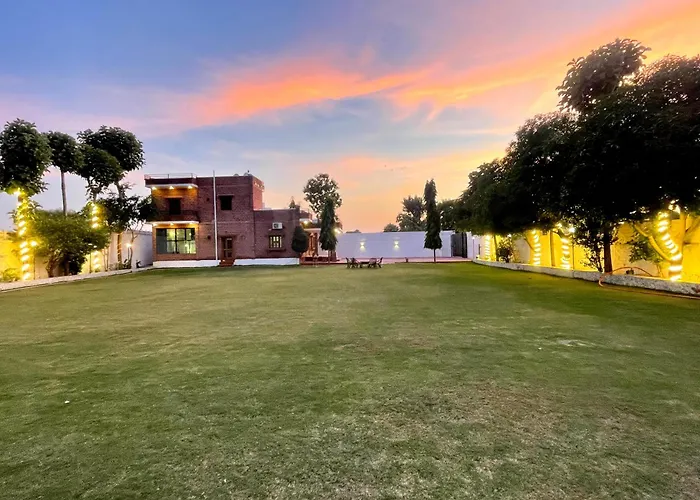 Poonam Palace Near By Airport