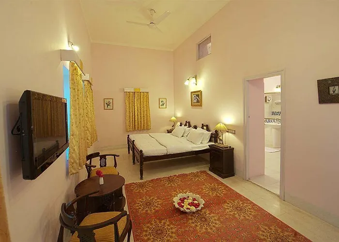 Hotel Madho Vilas