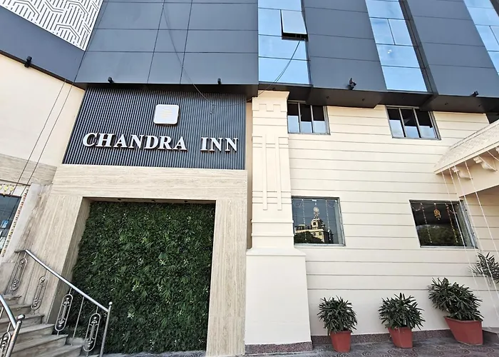 Chandra Inn
