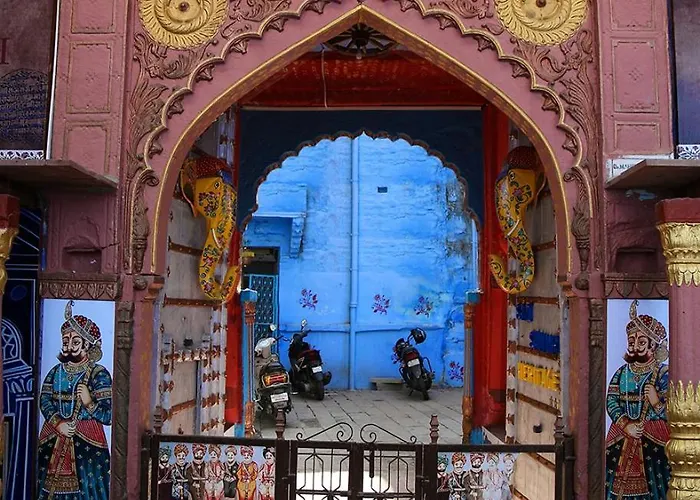 Saji Sanwri Heritage Inn Haveli