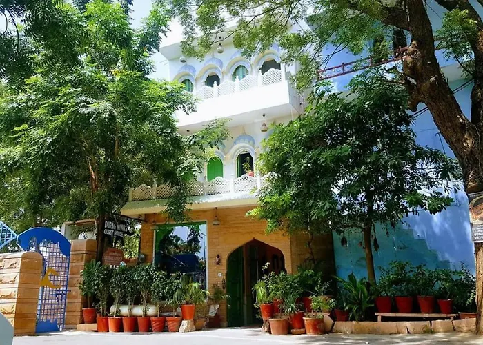Durag Niwas Guest House