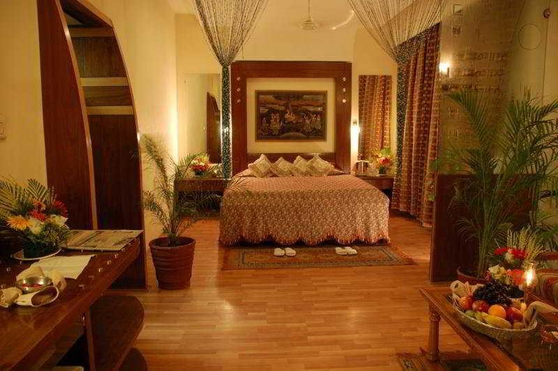 Shree Ram International Hotel 3*