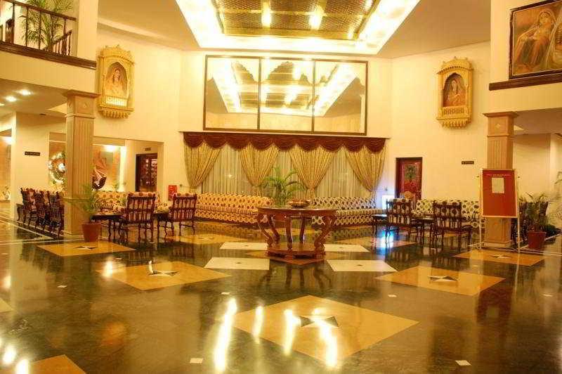 Shree Ram International Hotel 3*