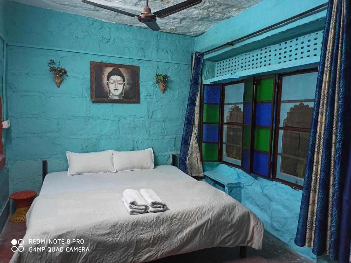 Bed & Breakfast Shangri-la The Heritage