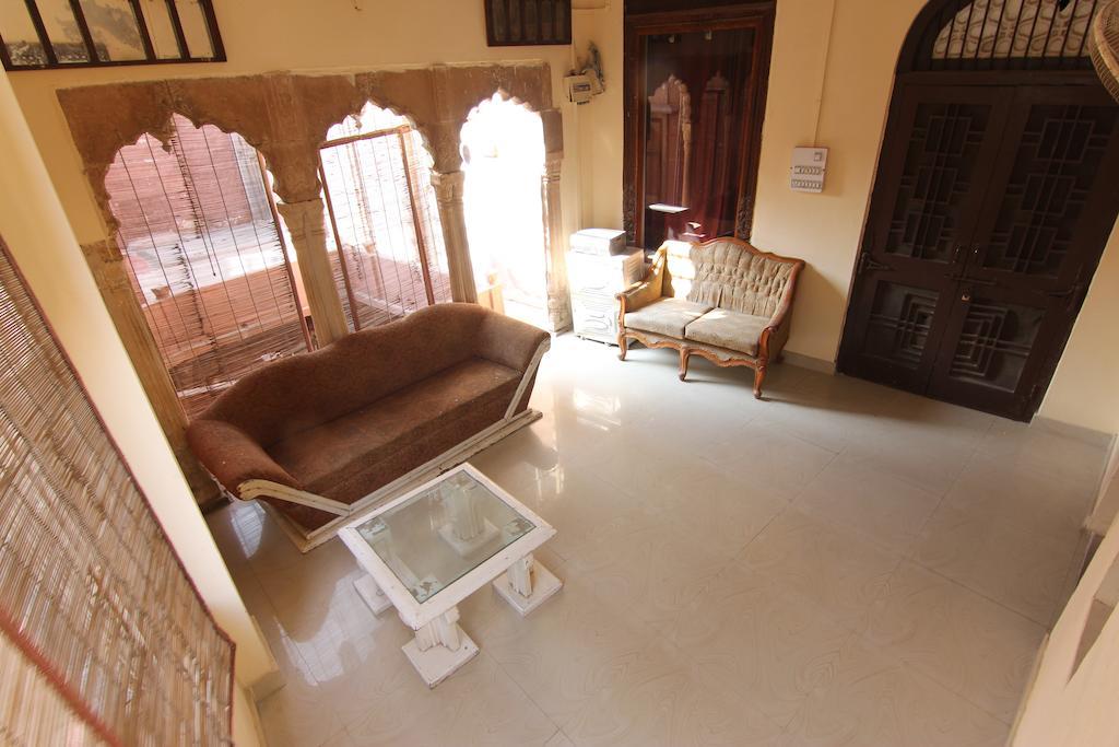 Gouri Heritage Haveli 2*