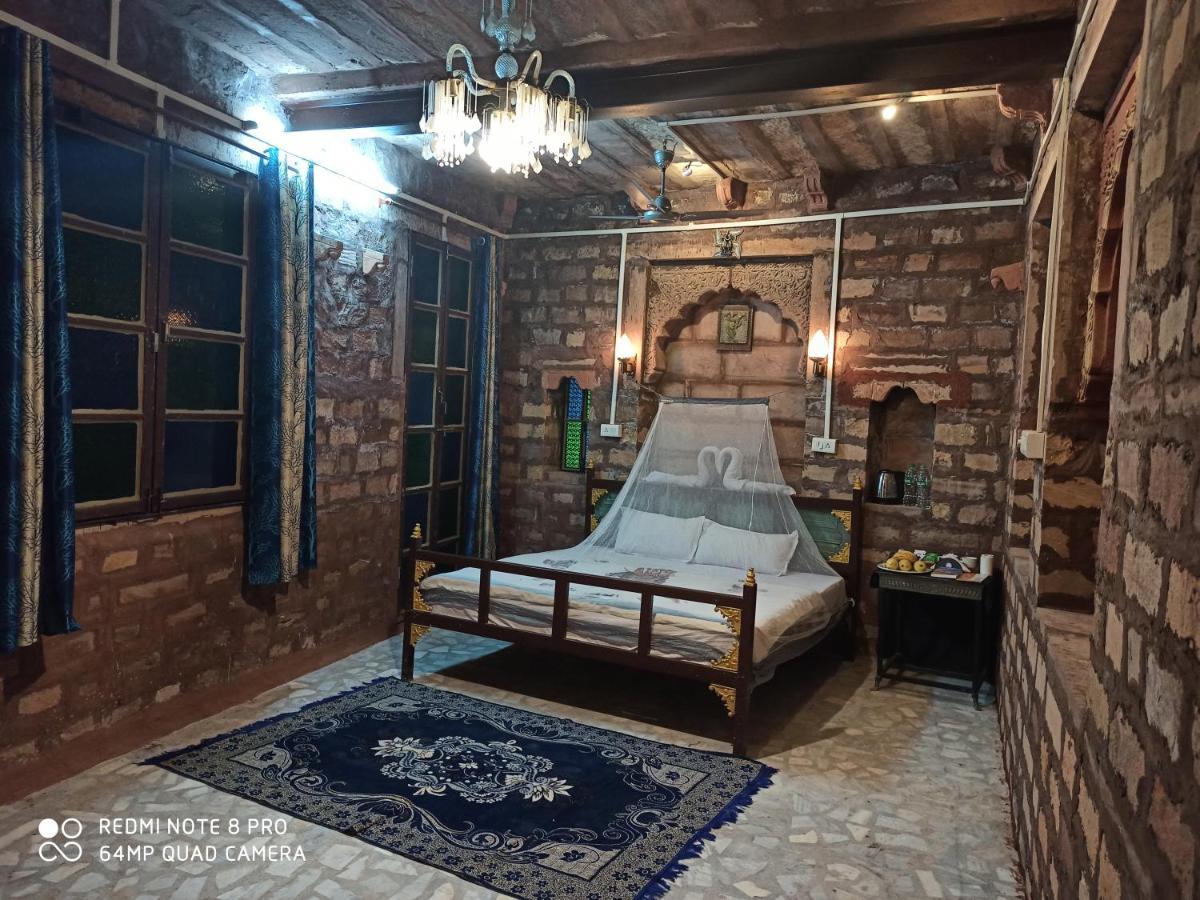 Shangri-la Heritage Haveli Hotel