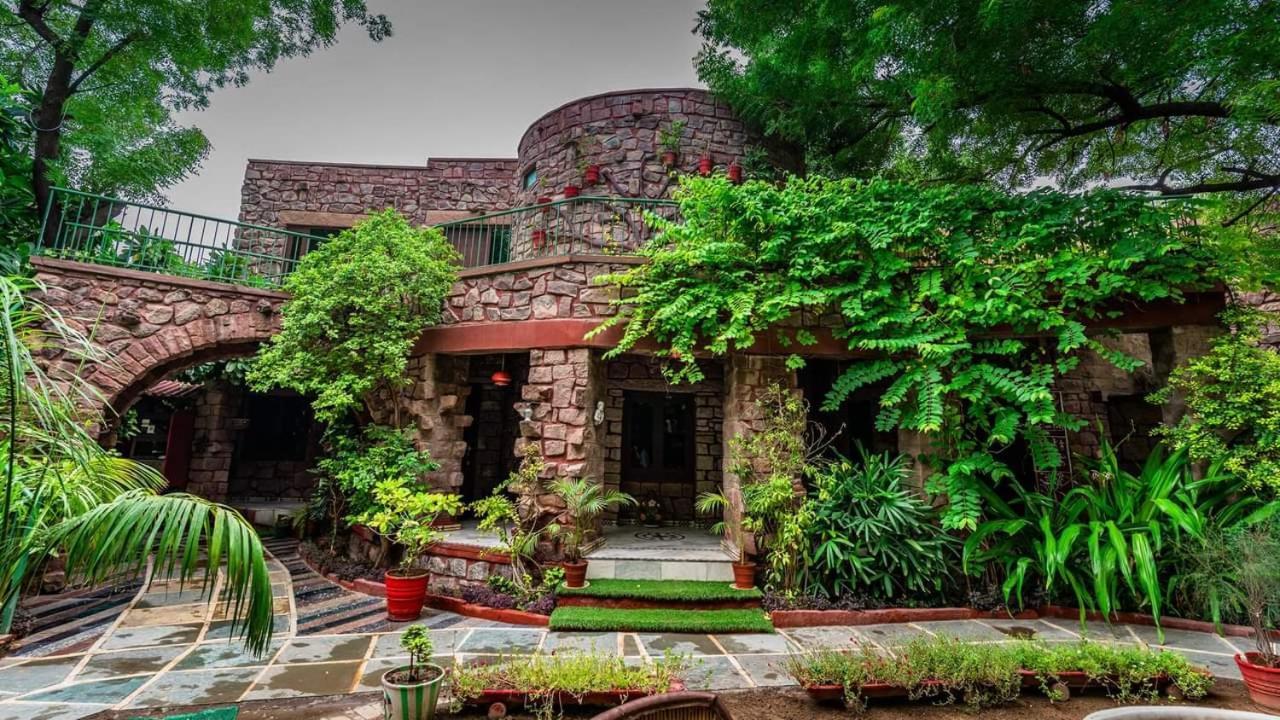 The Mandore - A Leafy Bed & Breakfast