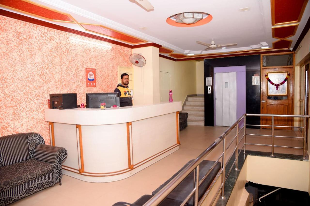 Siddhi Vinayak Hotel