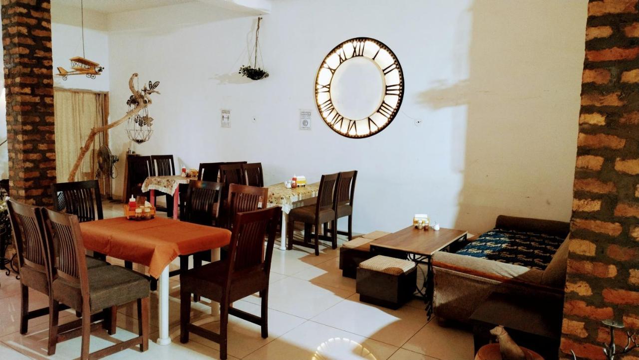 Rangbaari & Cafe Guest house