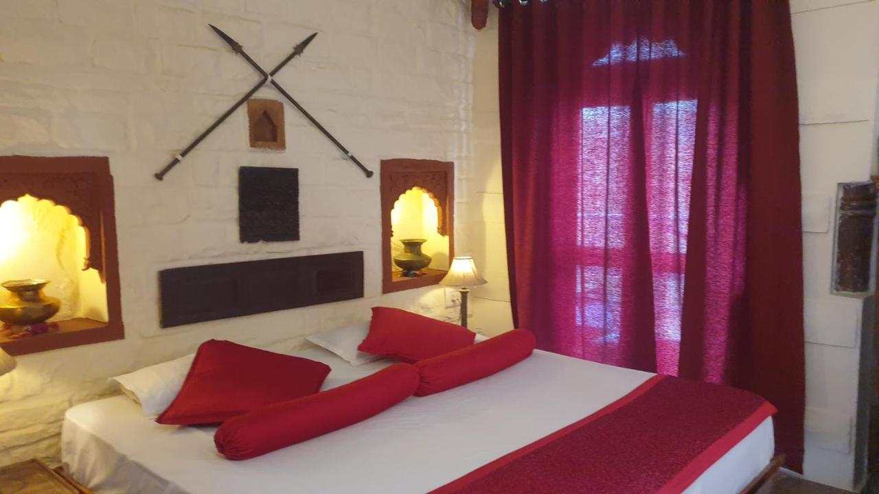 Homestay Juna Mahal Boutique *