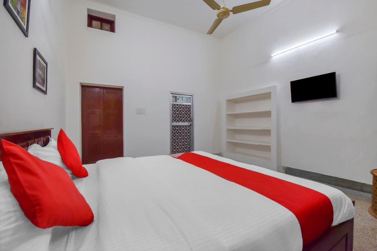 Oyo 83673 The Bungalow 21