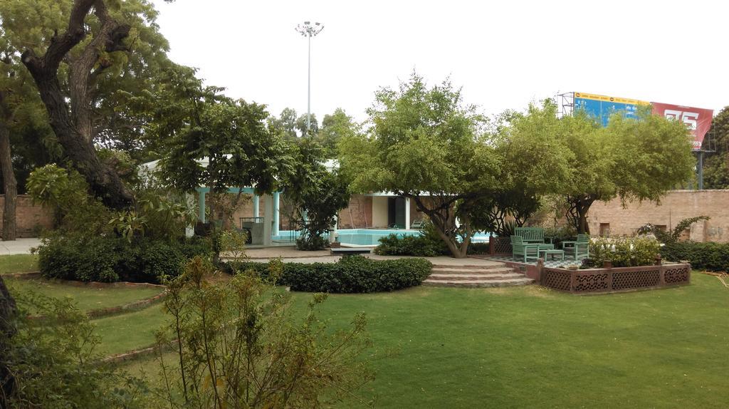 Season Hotel Mahamandir