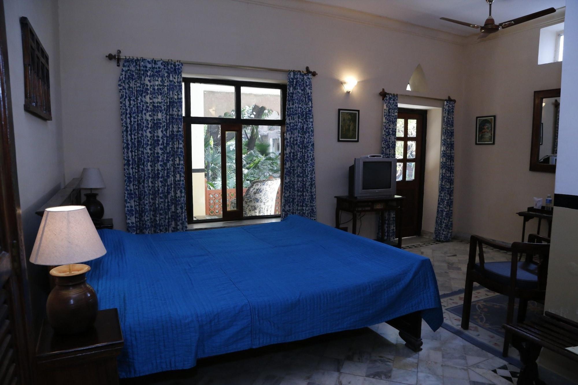 Devi Bhawan Hotel 3*