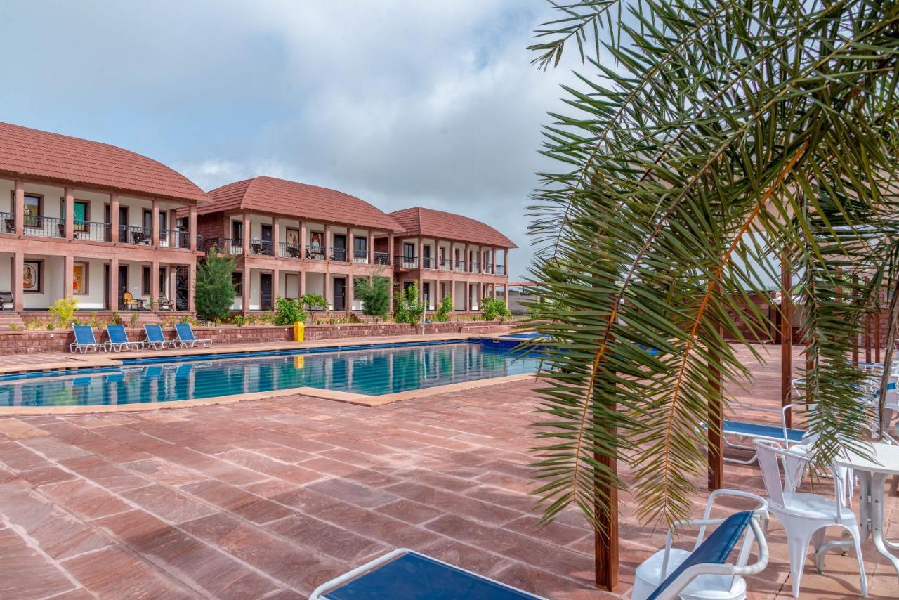 Resort The Gateway Osian